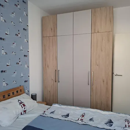 Leuchttuermchen